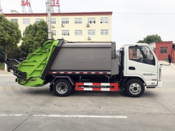 HDW5042ZYSKM6型压缩式垃圾车（凯马）4m³