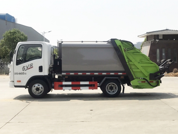 HDW5040ZYSCA6型压缩式垃圾车（一汽解放）4m³