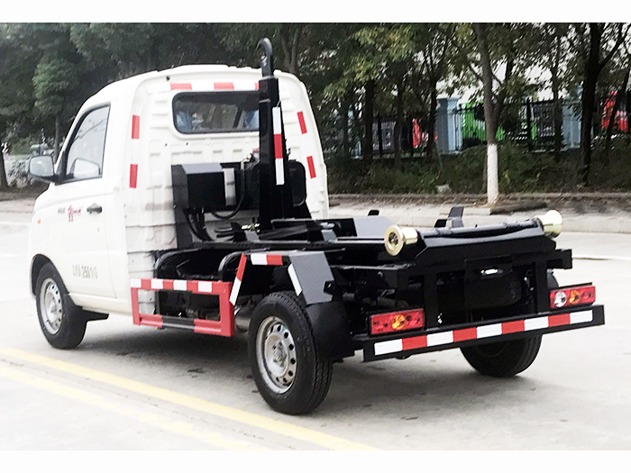 HDW5035ZXXB6车厢可卸式垃圾车(福田祥菱)