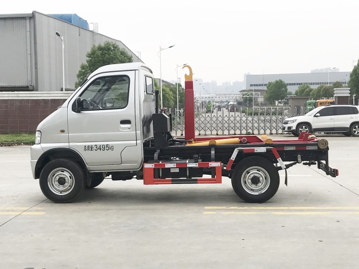 HDW5038ZXXE6车厢可卸式垃圾车（东风小霸王）