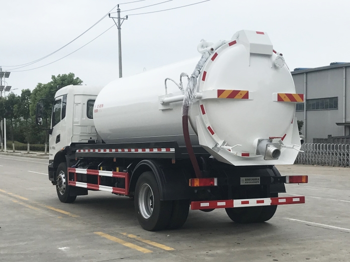HDW5180GXWD6吸污车