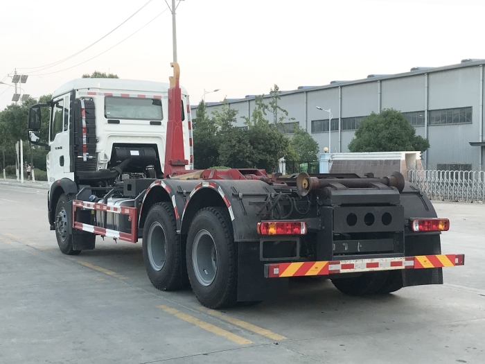 HDW5258ZXXZ6型车厢可卸式垃圾车（重汽HOWO）20T