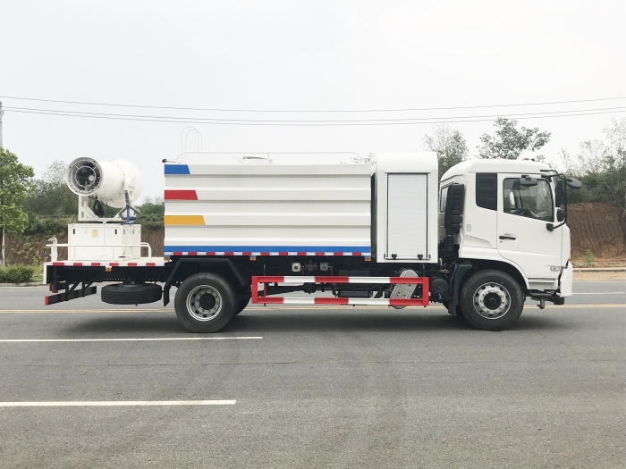 HDW5182TDYD6多功能抑尘车