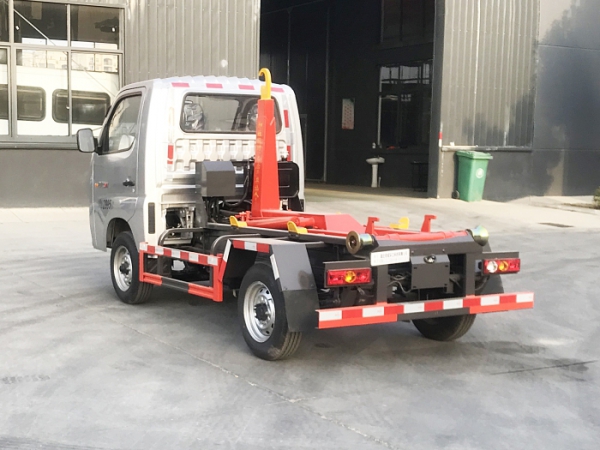 HDW5030ZXXB6车厢可卸式垃圾车（福田祥菱M1）