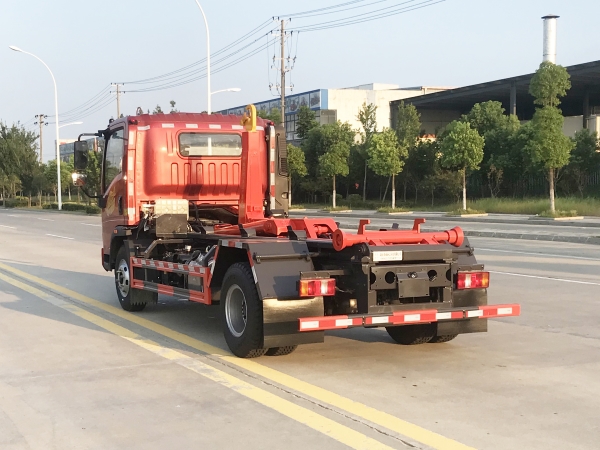 HDW5111ZXXZ6车厢可卸式垃圾车(重汽豪曼)8-10T