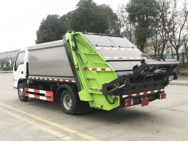 HDW5073ZYSQL6型压缩式垃圾车（五十铃）6m³