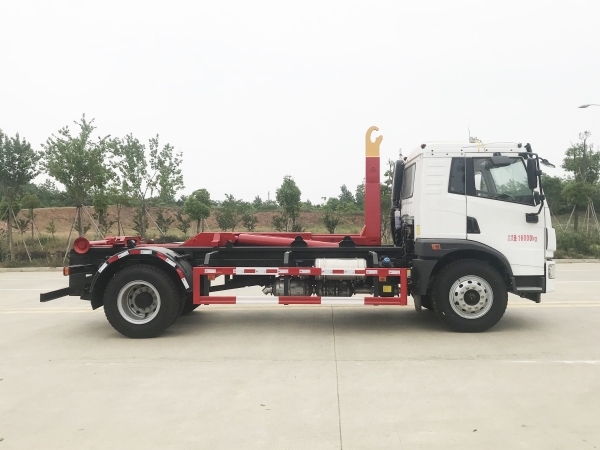 HDW5161ZXXC6车厢可卸式垃圾车（一汽解放）16T