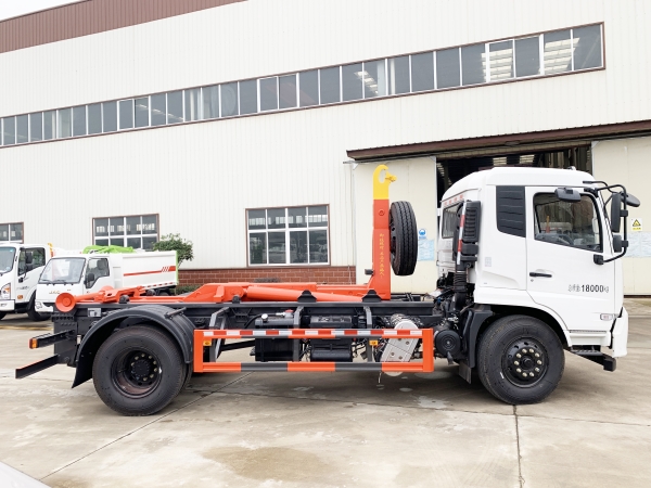 HDW5181ZXXD6车厢可卸式垃圾车（东风天锦）16T