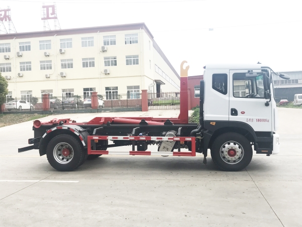 HDW5183ZXXE6车厢可卸式垃圾车(东风多利卡D9)16T