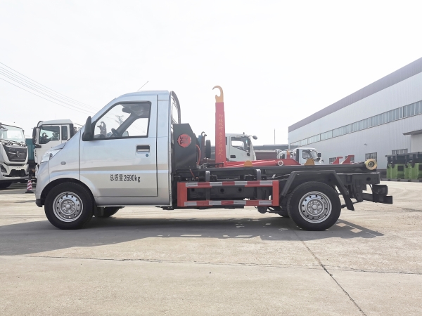 HDW5030ZXXBEV纯电动车厢可卸式垃圾车（五菱新能源）