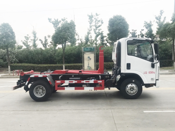 HDW5080ZXXQL6车厢可卸式垃圾车（五十铃KV100）