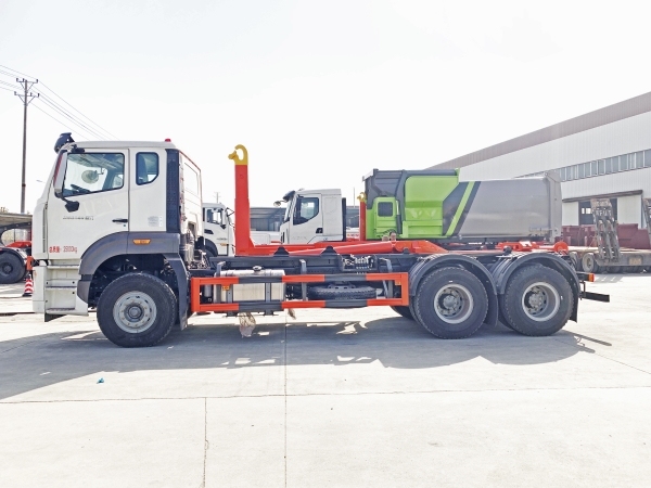 5252ZXXZZ6车厢可卸式垃圾车(重汽HOWO)20T