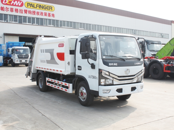 HDW5070ZYSE6型压缩式垃圾车（东风多利卡）6m³