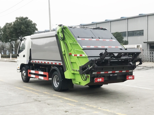 HDW5074ZYSBJ6型压缩式垃圾车（福田）6m³