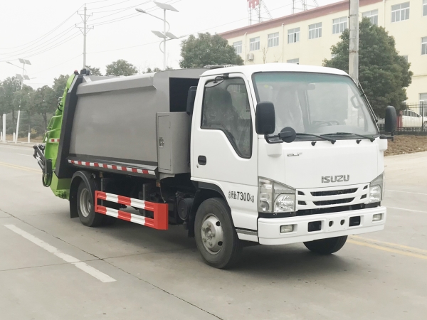HDW5073ZYSQL6型压缩式垃圾车（五十铃）6m³