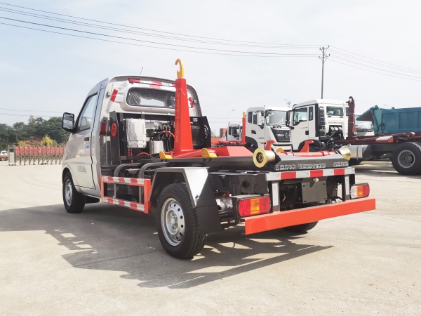HDW5030ZXXBEV纯电动车厢可卸式垃圾车（五菱新能源）