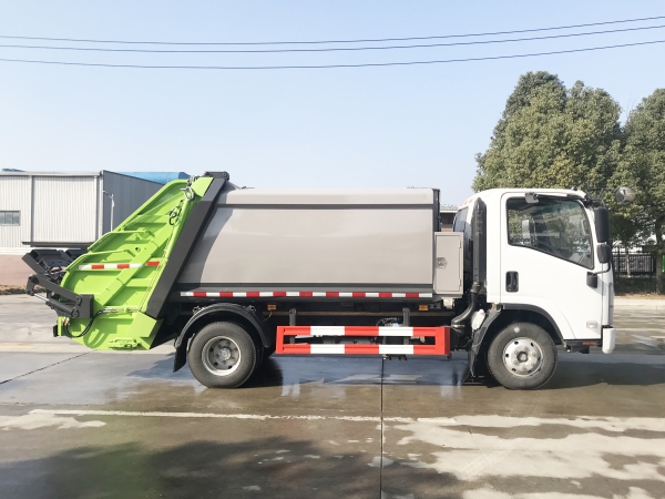 HDW5082ZYSQL6型压缩式垃圾车（五十铃KV600）6m³