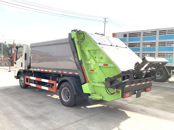 HDW5086ZYSB6型压缩式垃圾车（福田时代领航）6m³