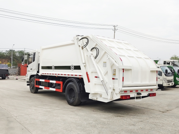 HDW5181ZYSD6型压缩式垃圾车（东风天锦）12~14m³