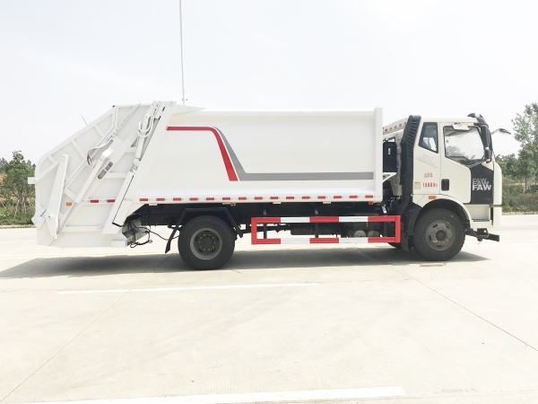 HDW5180ZYSC6型压缩式垃圾车（一汽解放）12~14m³