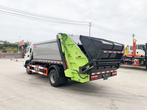 HDW5121ZYSH6型压缩式垃圾车（江淮骏铃）6m³