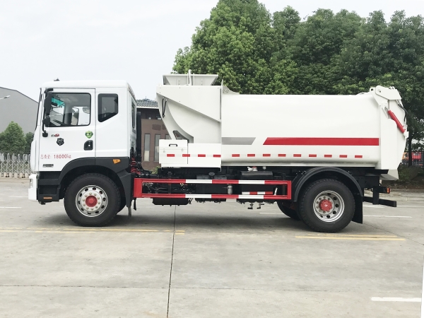 HDW5180TCAE6餐厨垃圾车（东风多利卡D9）9m³