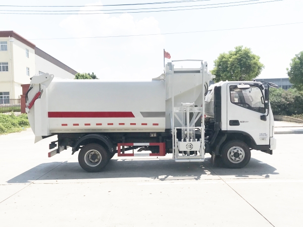 HDW5081TCAB6餐厨垃圾车（福田欧马可）6m³