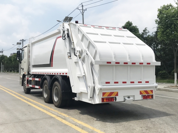 HDW5252ZYSB6型压缩式垃圾车（福田欧曼）18m³
