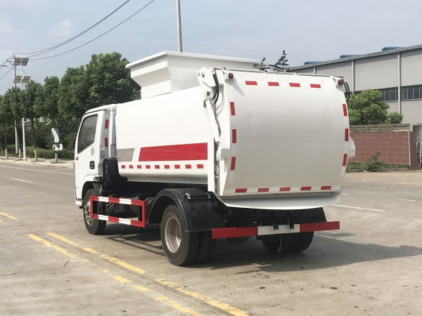 HDW5040TCAE6餐厨垃圾车(东风多利卡) 6m³